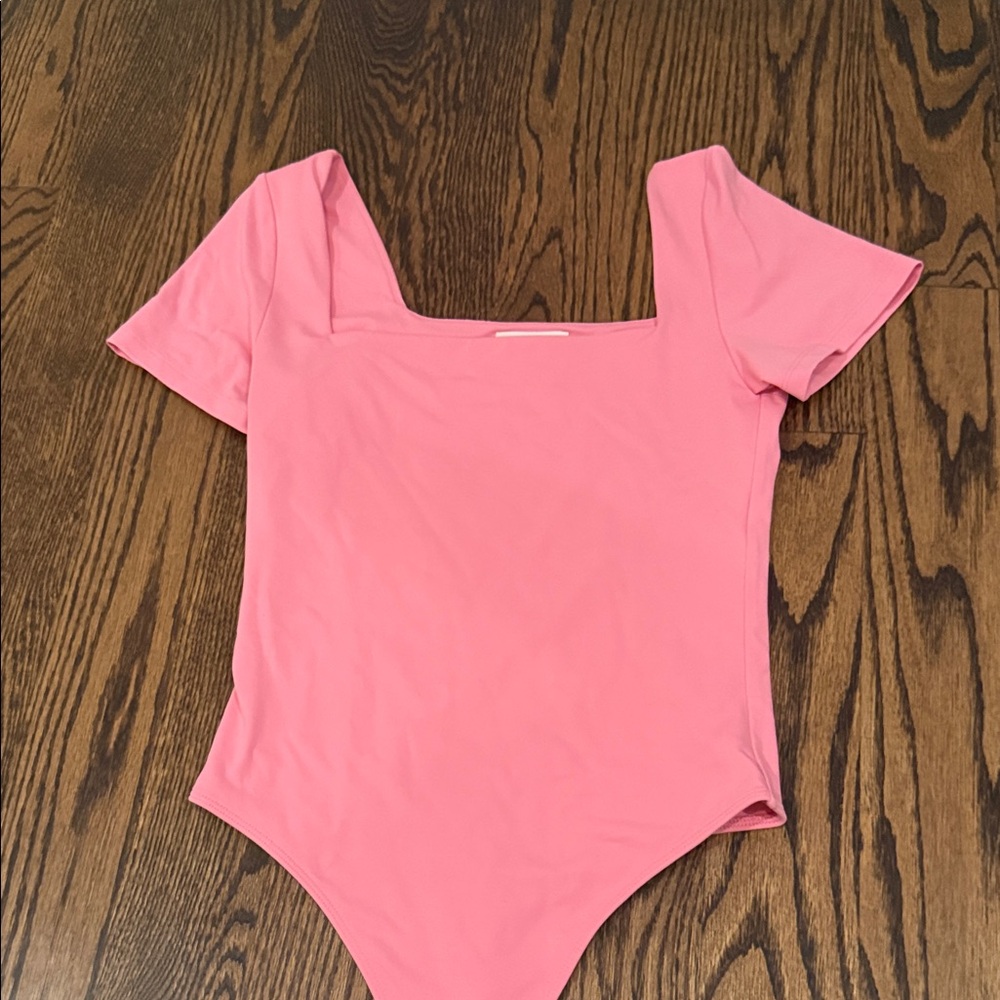 Aritzia Pink Square Neck Short Sleeve Bodysuit